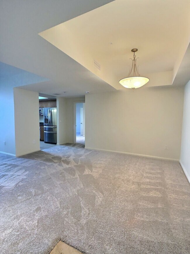 Foto del edificio - Huge 2 Bedroom/2 Bath Condo with Storage in Downtown San Jose