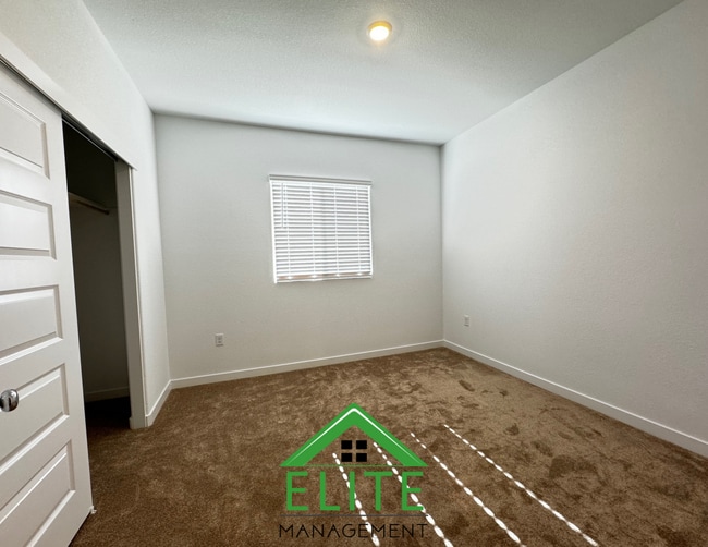 Building Photo - **A well-maintained 1-bedroom, 1-bath residence in a quiet Rancho Cordova neighborhood.**