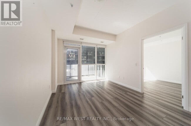 Building Photo - 108 Garment St