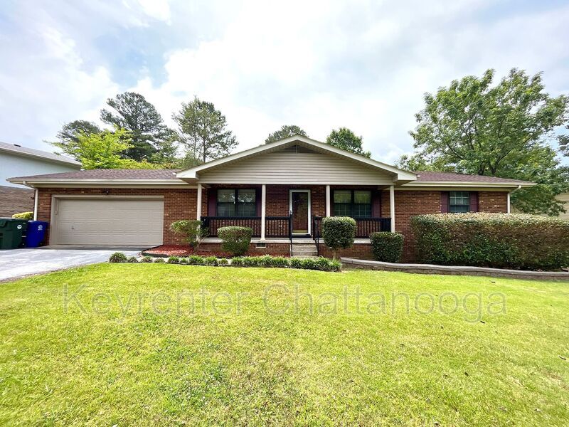 Foto principal - 8635 Surry Cir