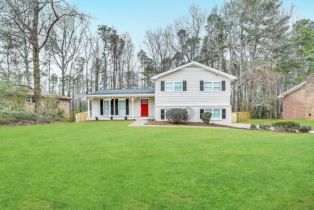 3269 Robin Hood Ln House Rental in Winston, GA