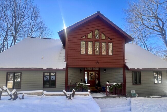 Building Photo - 324 Buckeye Ln