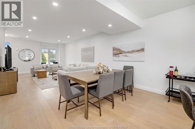 Photo du bâtiment - 1023 Walker Rd