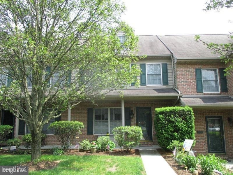 Primary Photo - 3 br, 2.5 bath Townhome - 4073 Regiment Blvd