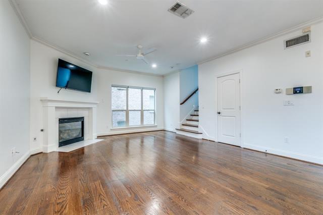 Building Photo - 3421 Normandy Ave