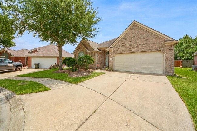 Building Photo - 19803 Big Canyon Dr