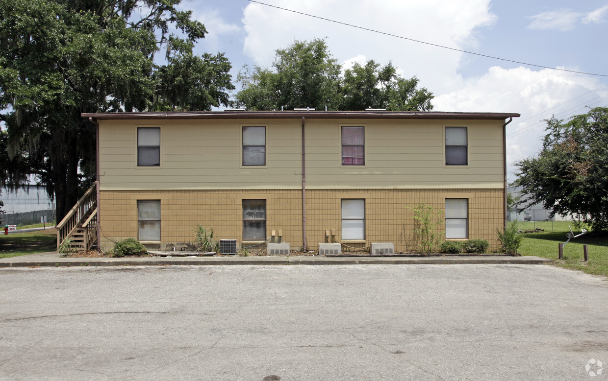 Building Photo - Alpine Apartments