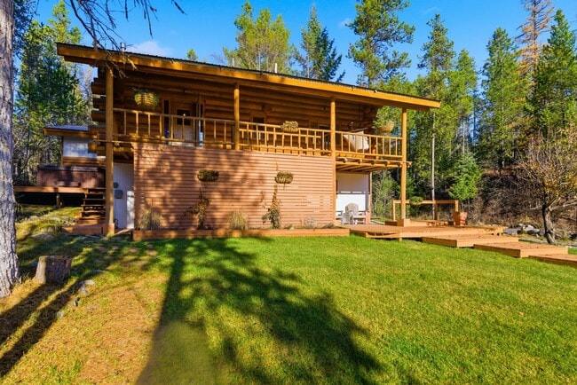 Foto del edificio - 295 Tally Lake Campground Rd