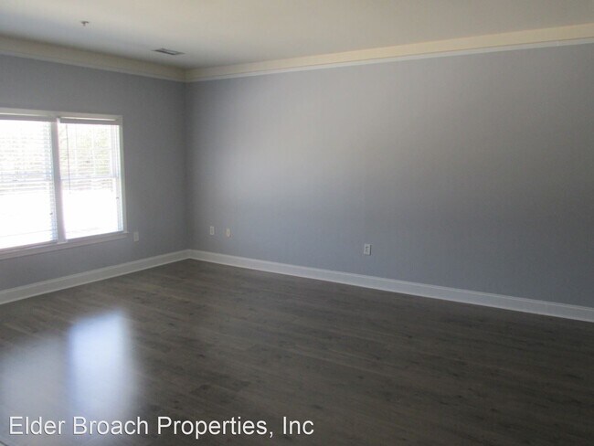 Building Photo - 2 br, 2 bath House - 400 Clarice Ave #345