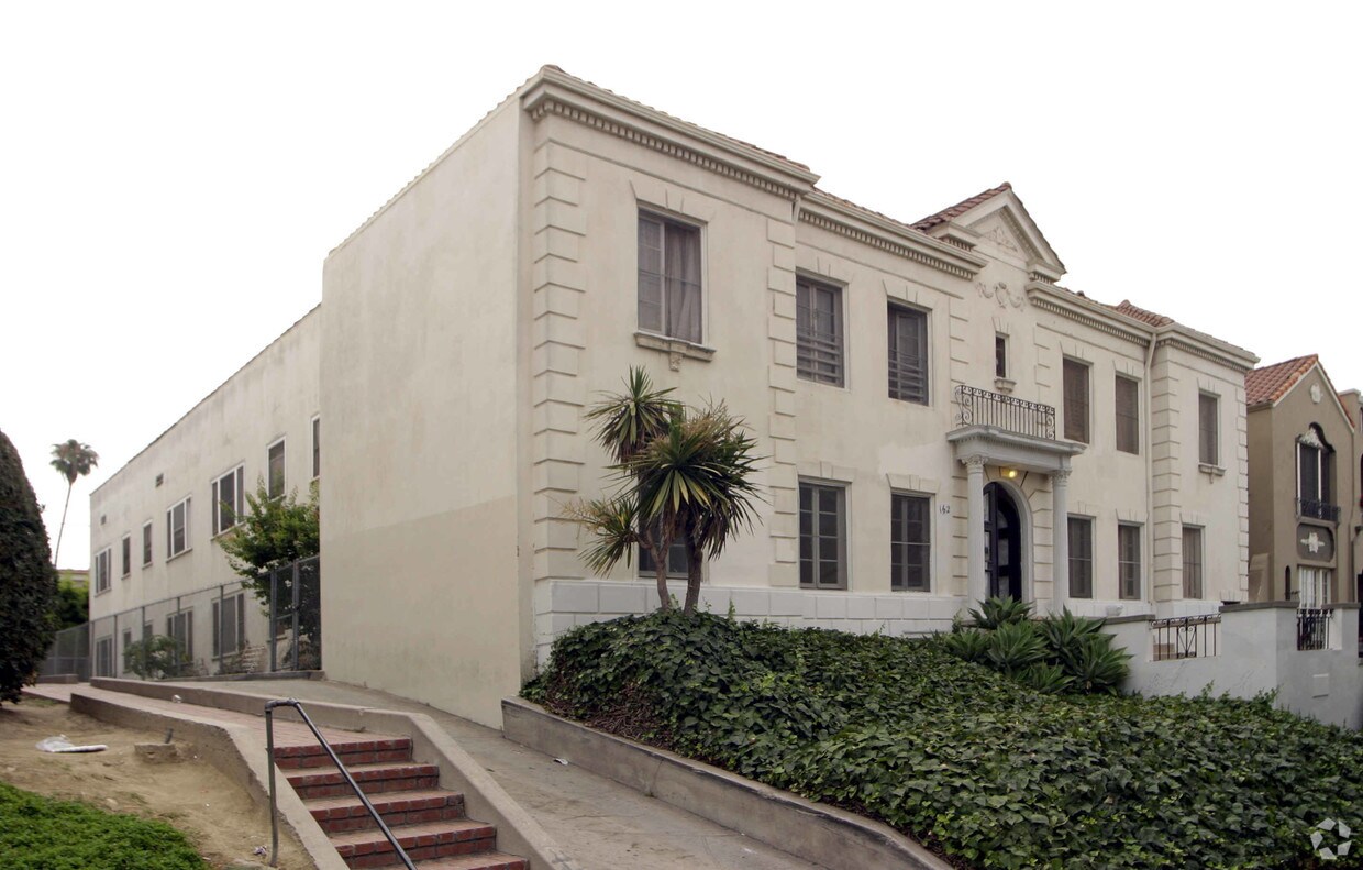 Foto del edificio - 162 N Kenmore Ave