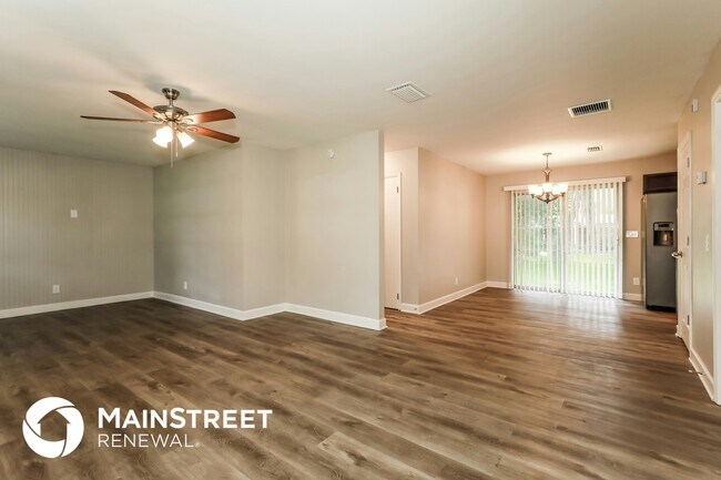 Foto del edificio - 5849 Wending Dr