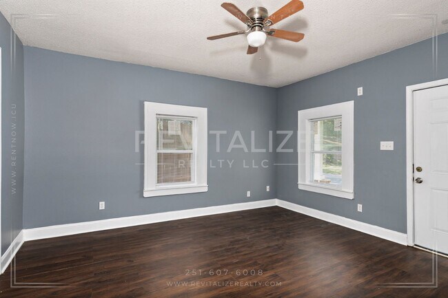 Foto del edificio - Charming 3-Bedroom, 2-Bath Home Near Downt...