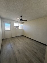 Building Photo - 2765 Kapiolani Blvd