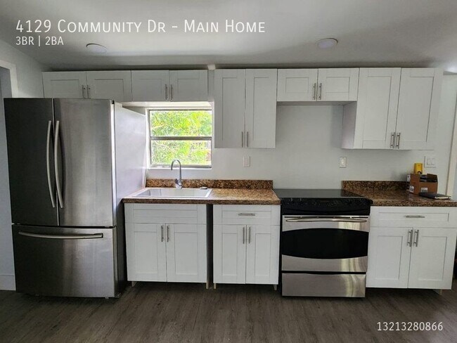 Foto del edificio - Freshly Remodeled 3/2 Mobile Home in West ...