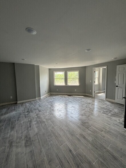 Building Photo - 768 Ridgeway Ave