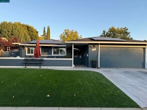 Building Photo - 3934 Bellwood Dr