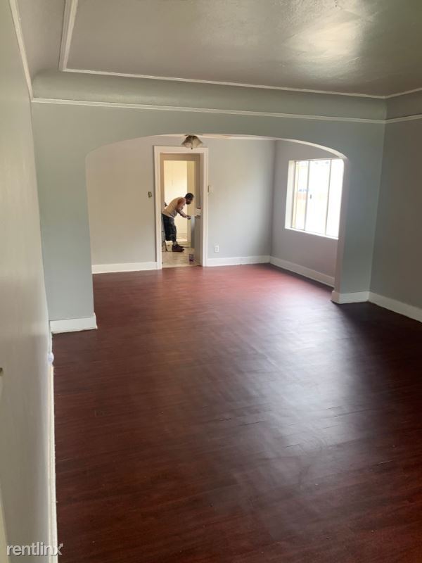 Foto del edificio - 1 br, 1 bath Apartment - 5956 Arlington Ave