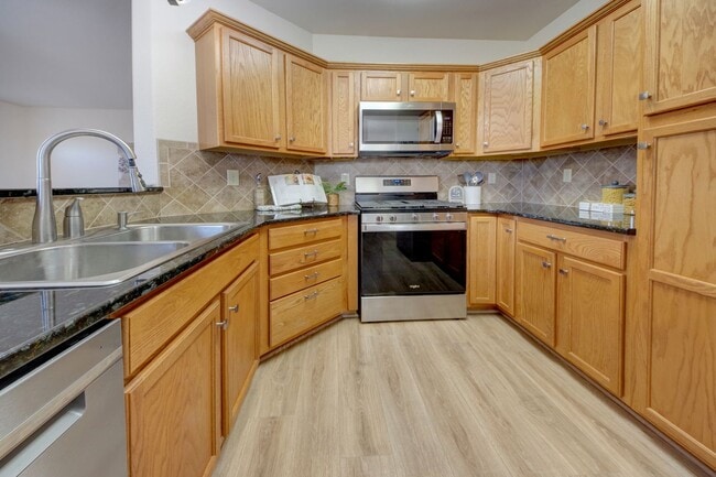 Foto del edificio - 1675 Little Bear Creek Point