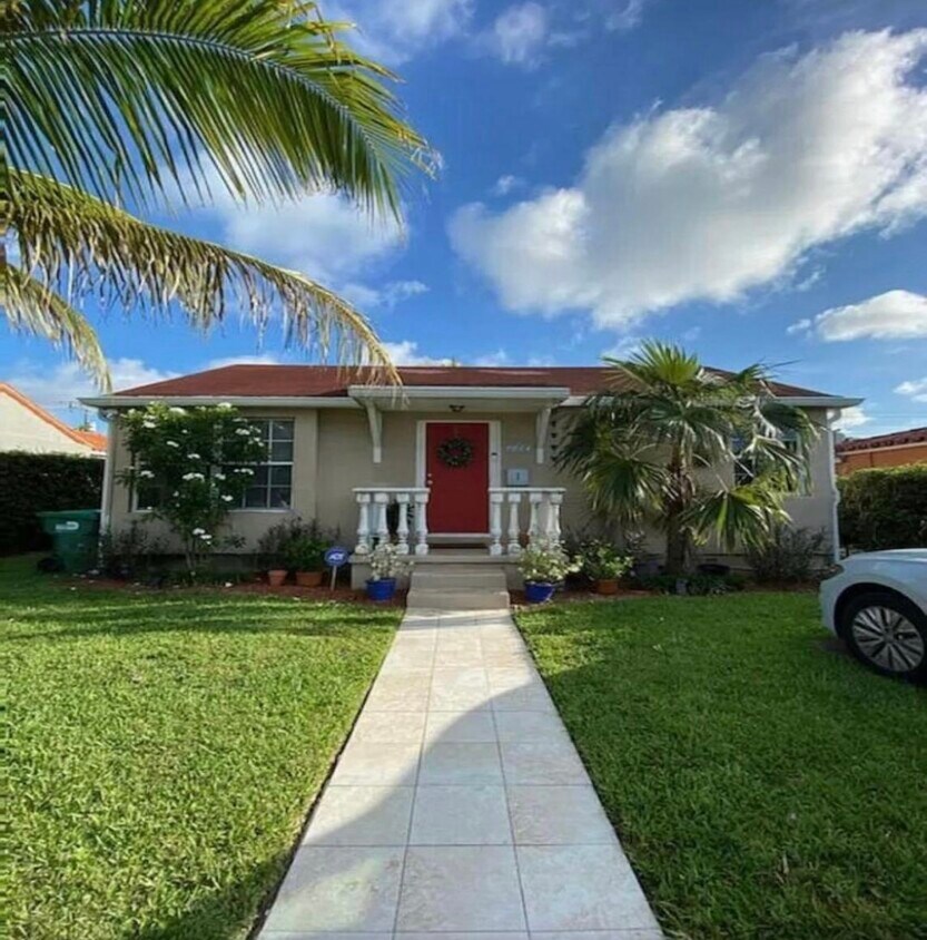 Primary Photo - 6437 SW 39th Ter