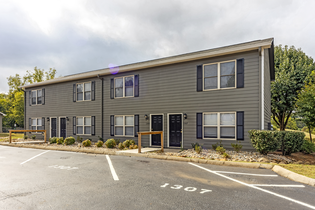 Building Photo - Smoky Crossing Apartment Homes