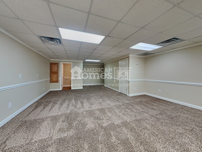Building Photo - 2645 Wynbrook Drive