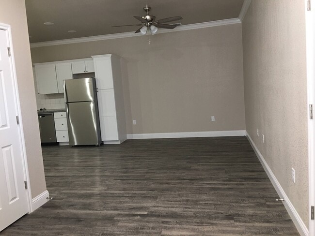 Foto del edificio - 2636 E 14th St