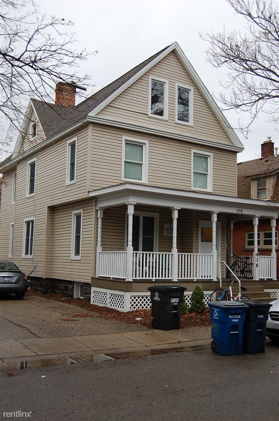 Primary Photo - 9 br, 3.5 bath House - 416 Hamilton Pl