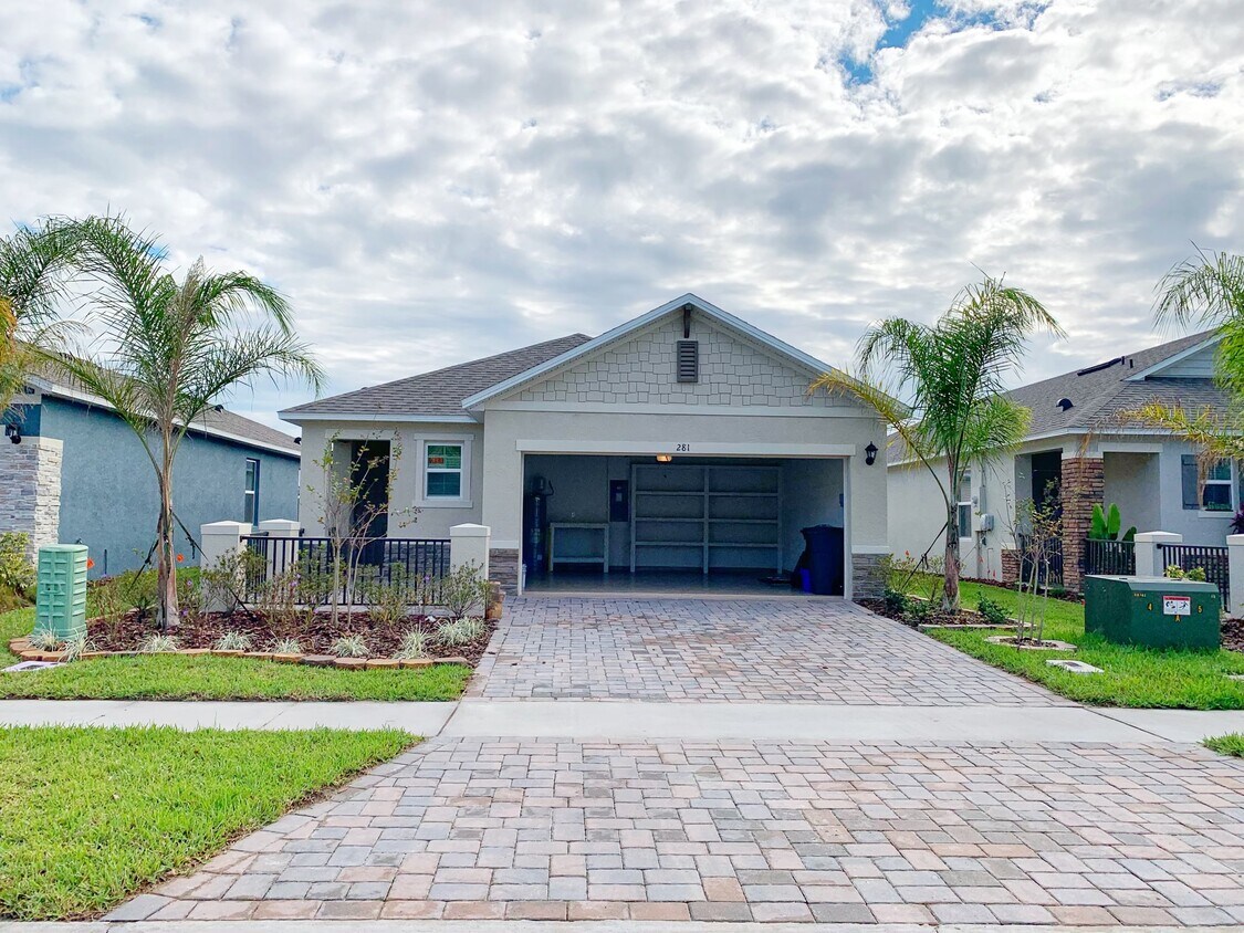 281 Caryota Ct, New Smyrna Beach, FL 32168 House for Rent in New