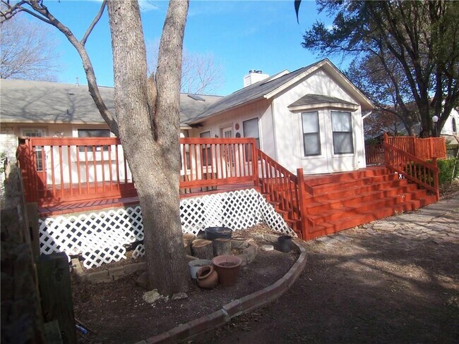 Building Photo - 1410 Elm Brook Dr