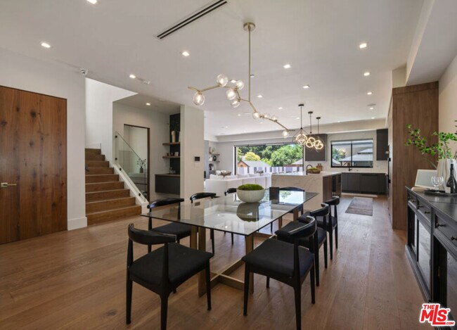 Foto del edificio - 4299 Elmer Ave