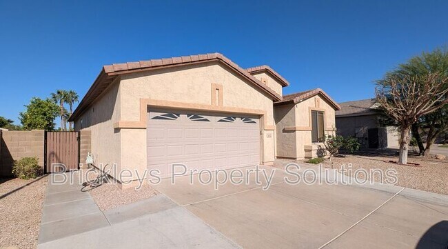 Building Photo - 410 N Bell Pl