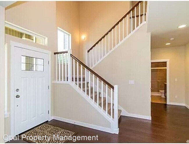 Foto del edificio - 5 br, 3 bath House - 16926 6th Ave W