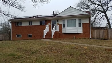 Building Photo - 14231 Clayton St