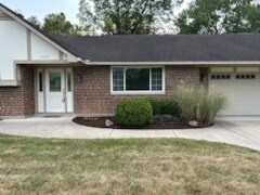 Foto principal - COMING SOON! 4 Bed 2.5 Bath Beavercreek Home!