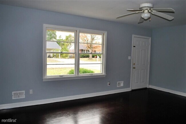 Building Photo - 2 br, 1 bath House - 107 Robin Rd