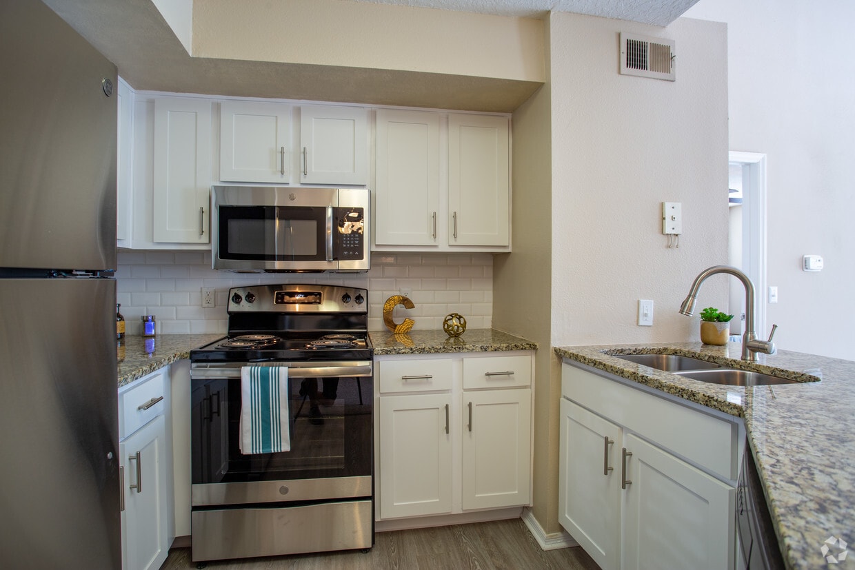 Calais Park Apartments Apartments 5800 Calais Ln Saint Petersburg, FL