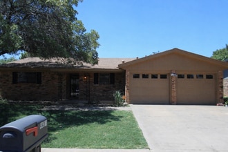 Building Photo - 4431 77th St