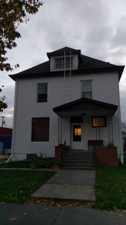 Primary Photo - 311 N 4th St