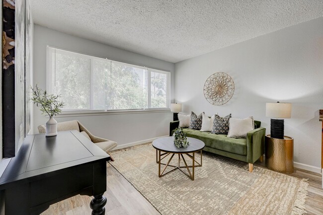 Interior Photo - BG - SUMMIT VIEW APARTMENTS