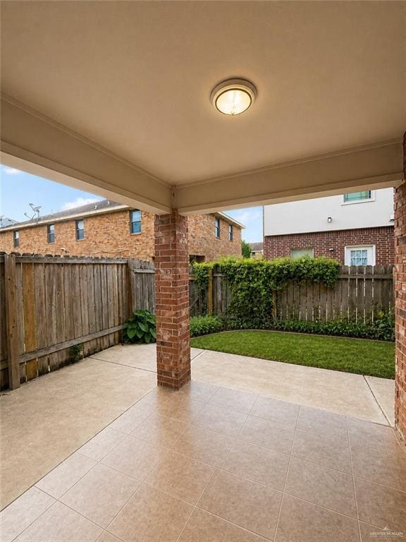 Building Photo - 1202 W Kiwi