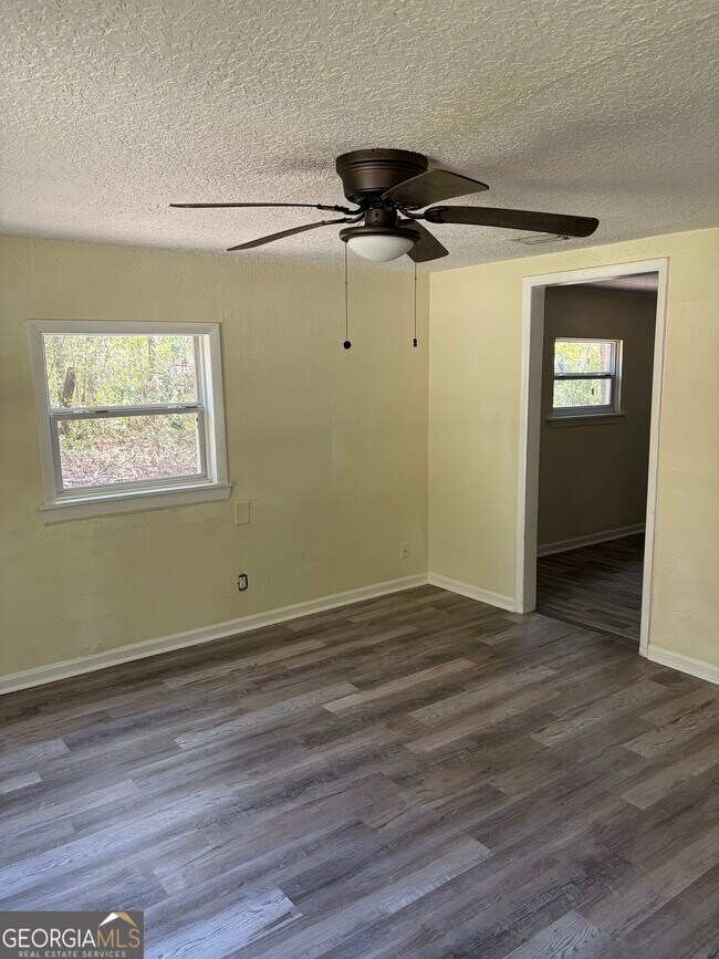 Foto del edificio - 307 Finley St