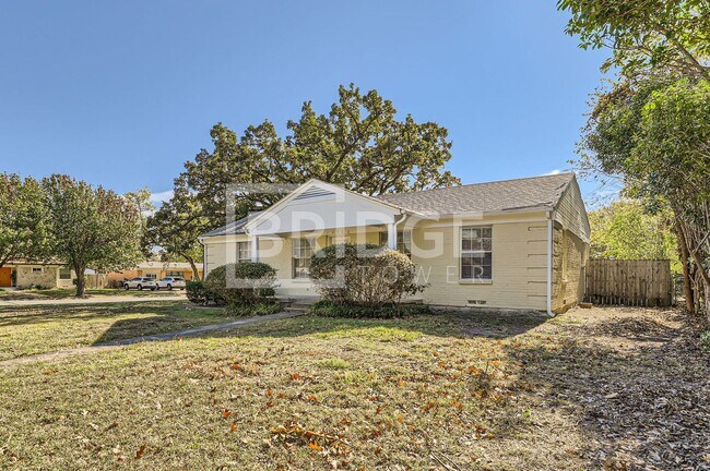 Foto del edificio - 10566 Dunaway Dr