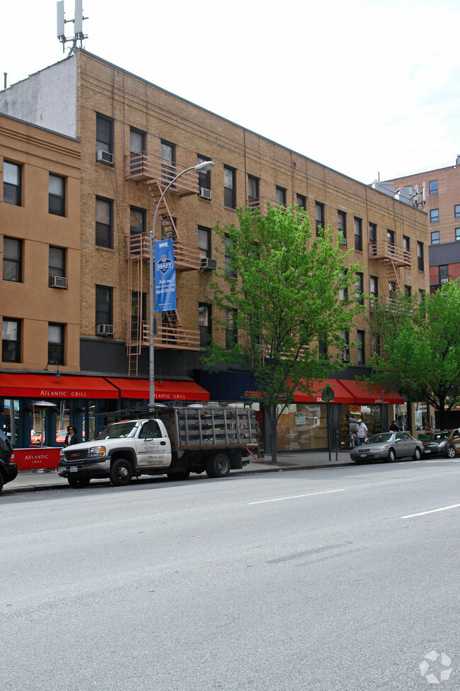 Building Photo - 1329-1337 3rd Ave