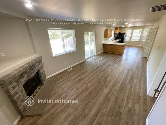 Building Photo - 14101 80th Ave Ct E