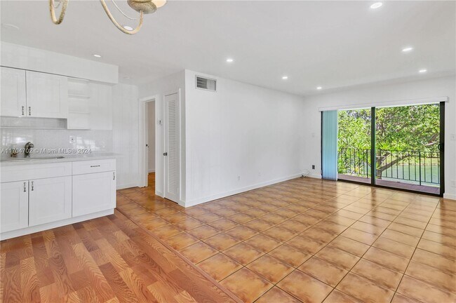 Building Photo - 8701 SW 141st St