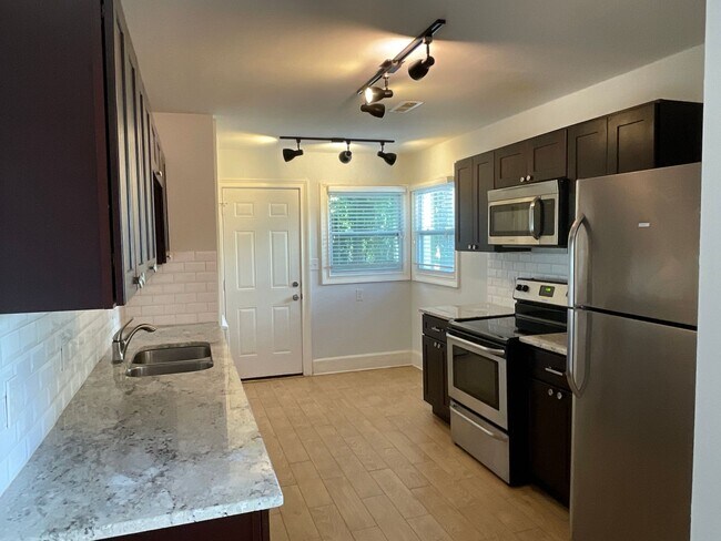 Building Photo - A0U02-1728 &amp; 1730 Matheson Ave.