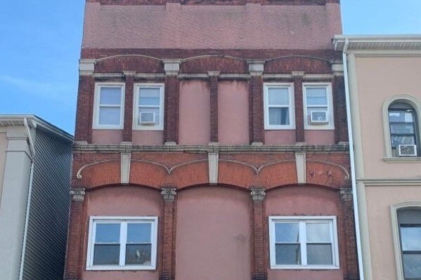 Foto principal - 123 1st St