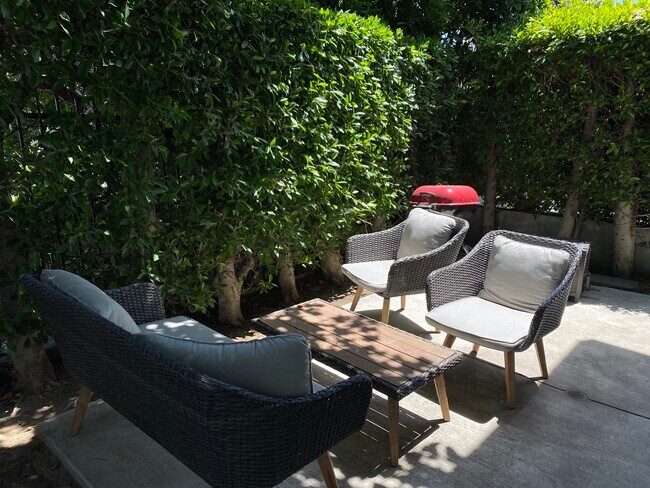 Foto del edificio - 11725 Lemay St