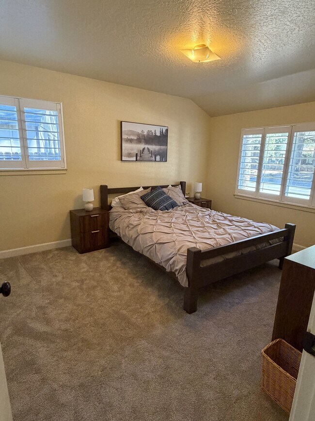 Foto del edificio - 838 Tahoe Keys Blvd