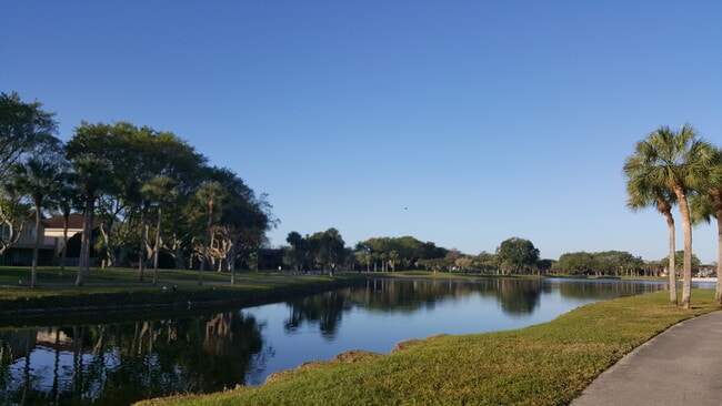 Foto del edificio - 15300 SW 106th Ter
